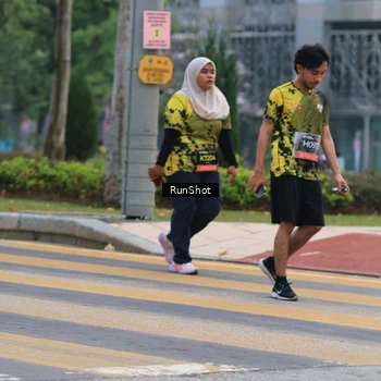 Runner Photo 6986671