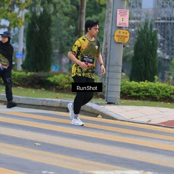 Runner Photo 6986679