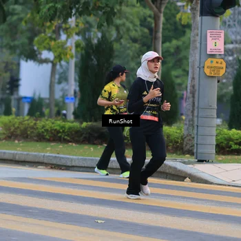 Runner Photo 6986711