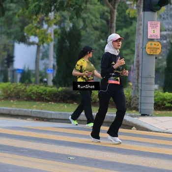Runner Photo 6986712