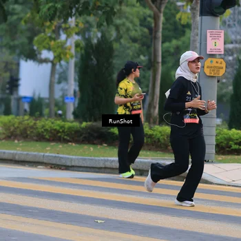 Runner Photo 6986715