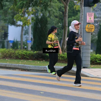 Runner Photo 6986716