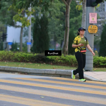 Runner Photo 6986728