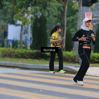 Runner Photo 6986740