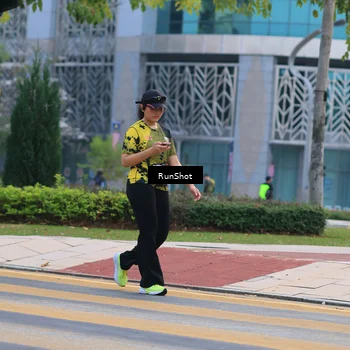 Runner Photo 6986755
