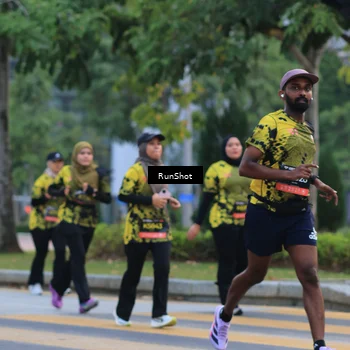 Runner Photo 6986764