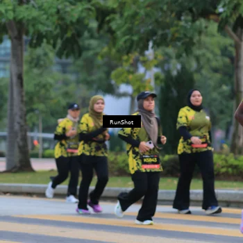 Runner Photo 6986767