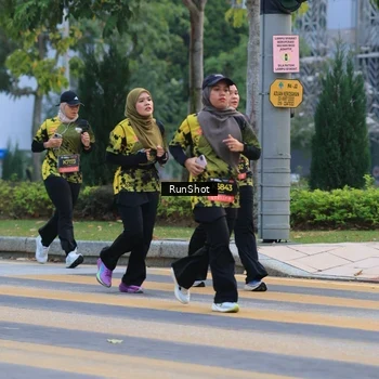 Runner Photo 6986779
