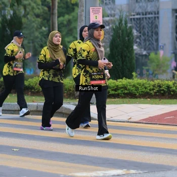 Runner Photo 6986785