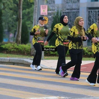 Runner Photo 6986794