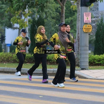 Runner Photo 6986809