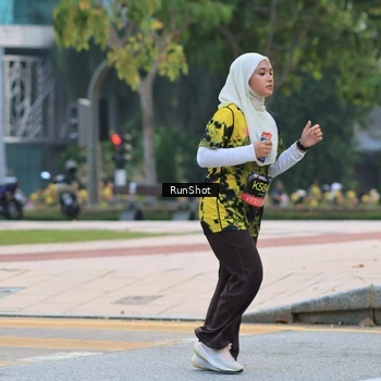 Runner Photo 6986812