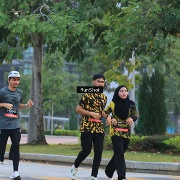 Runner Photo 6986875