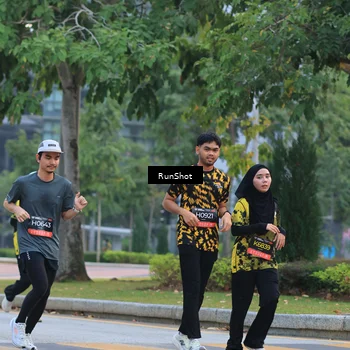 Runner Photo 6986878