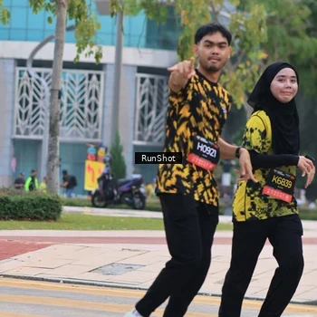 Runner Photo 6986914