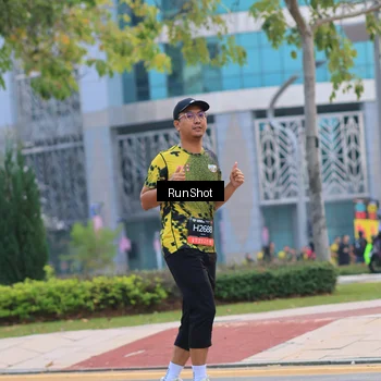 Runner Photo 6986990