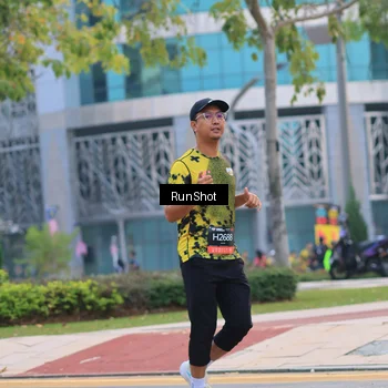 Runner Photo 6986993