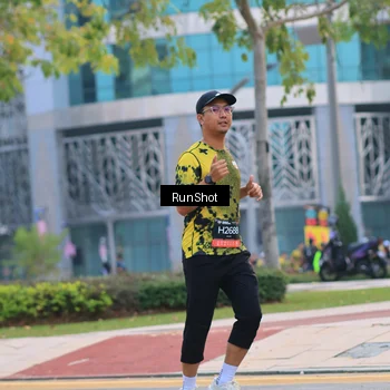 Runner Photo 6986994