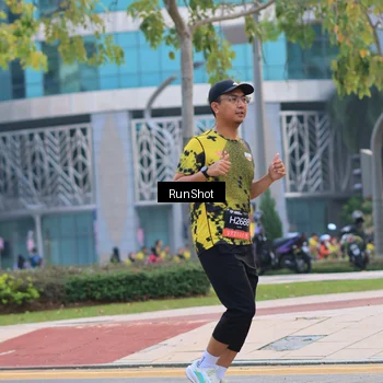 Runner Photo 6986999