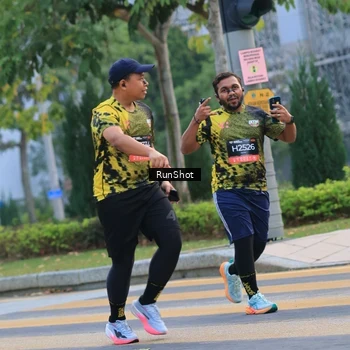 Runner Photo 6987004