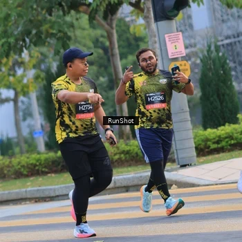 Runner Photo 6987005