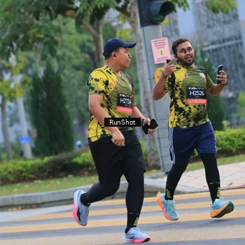 Runner Photo 6987011