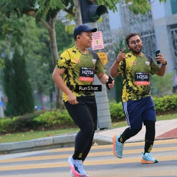 Runner Photo 6987013