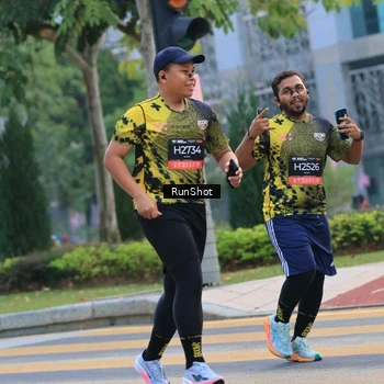 Runner Photo 6987015