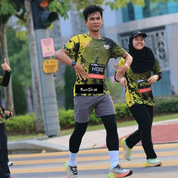 Runner Photo 6987049