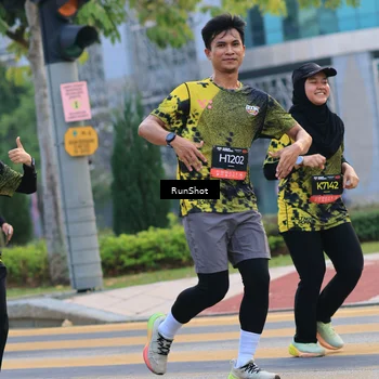 Runner Photo 6987054