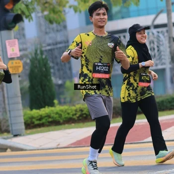 Runner Photo 6987055