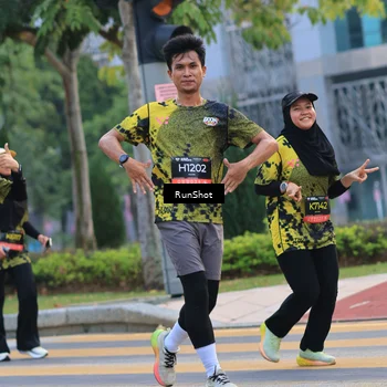 Runner Photo 6987057