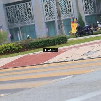 Runner Photo 6987071