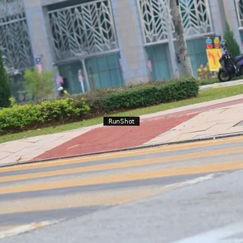 Runner Photo 6987076