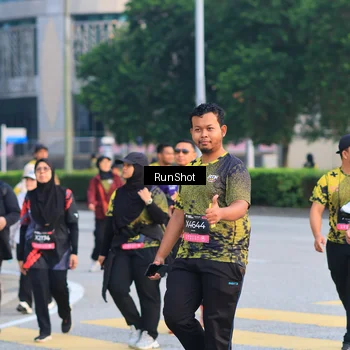 Runner Photo 6987094