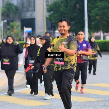 Runner Photo 6987097