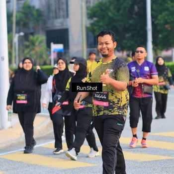 Runner Photo 6987098