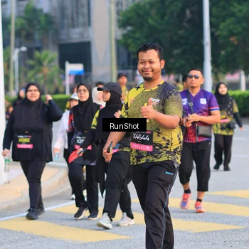 Runner Photo 6987103
