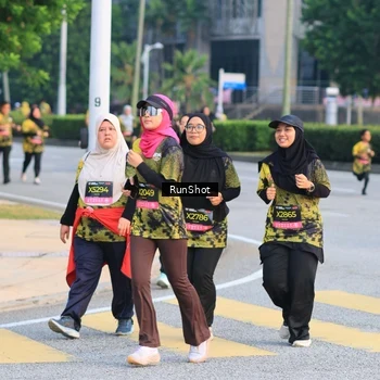 Runner Photo 6987151
