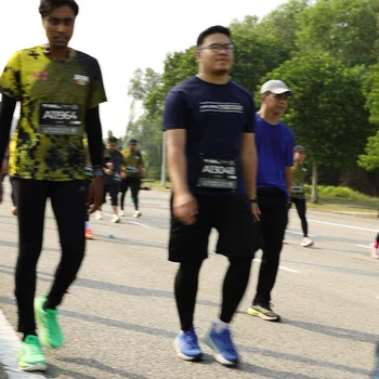 Runner Photo 6987175
