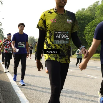 Runner Photo 6987208