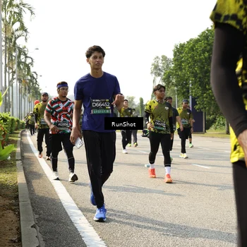 Runner Photo 6987209