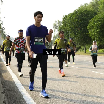 Runner Photo 6987232