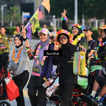 Runner Photo 6987235