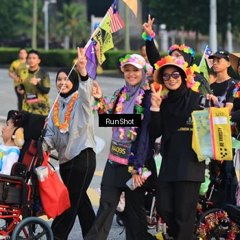 Runner Photo 6987240