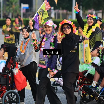 Runner Photo 6987241