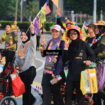 Runner Photo 6987245