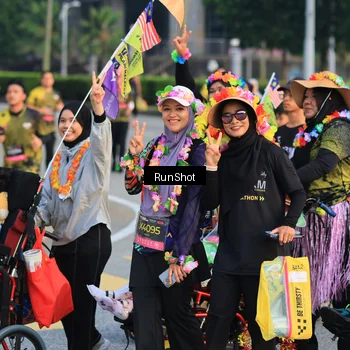 Runner Photo 6987248