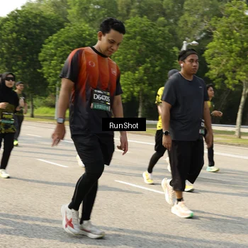 Runner Photo 6987299