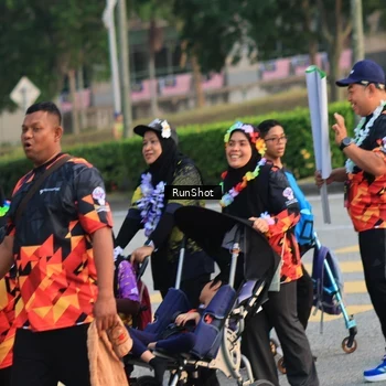 Runner Photo 6987309